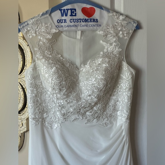 COPY - David’s Bridal Floor Length Wedding Gown - Picture 3 of 13